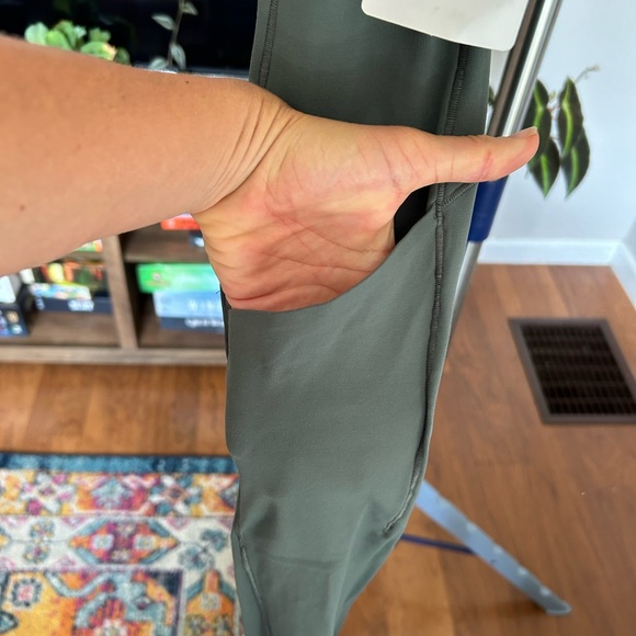 NWT Athleta Transcend bodysuit in Bali green XS - Picture 10 of 14